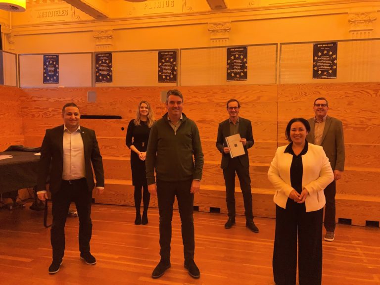 Contractondertekening Barlaeus Gymnasium en Effektief Groep